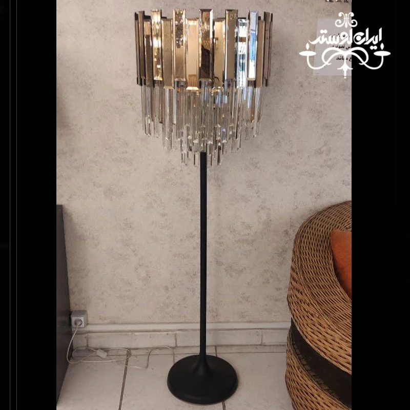 ayneyi-crystal-standing-lampshade آباژور ایستاده کریستالی آینه ای