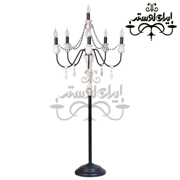 کنار سالنی چوبی مارال کرم